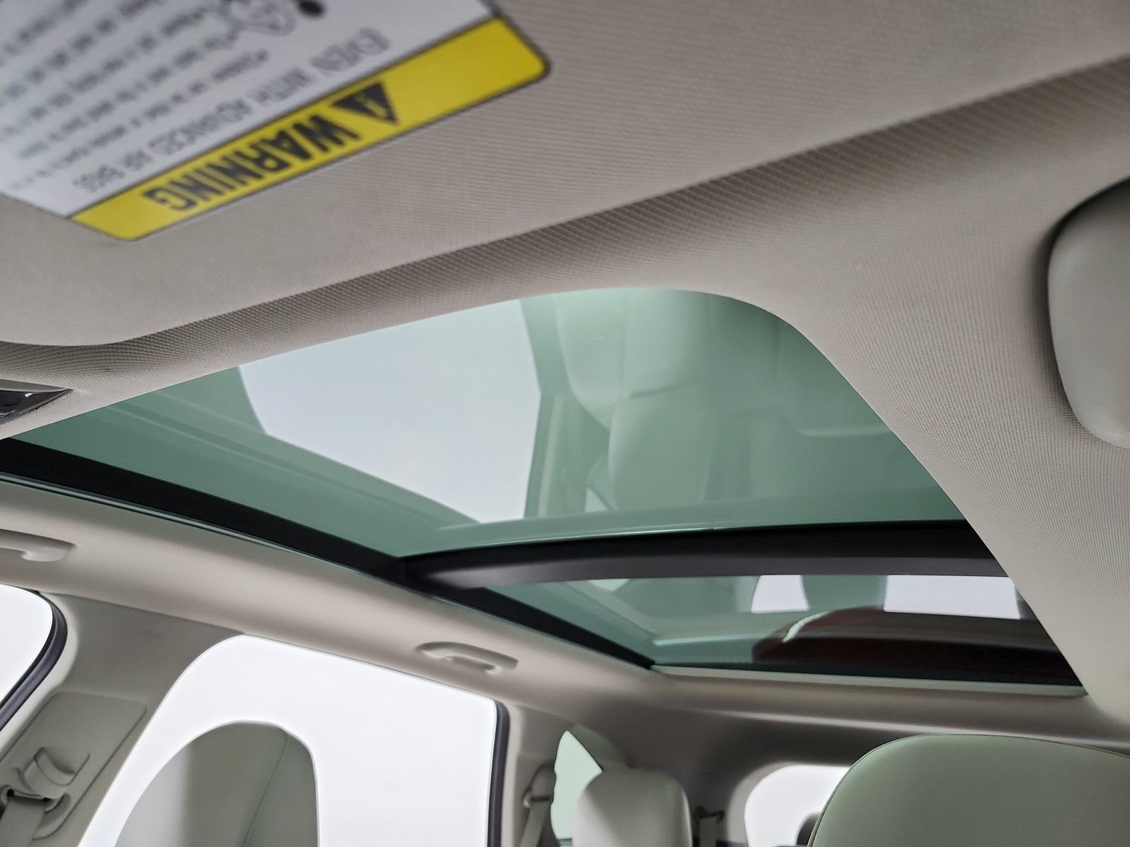 Used 2025 Kia Sorento S w/ Panoramic Sunroof Package FWD image 23