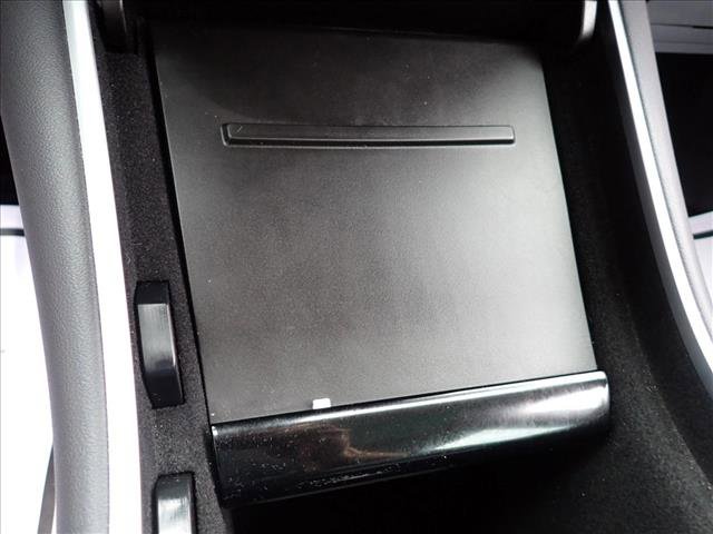 Used 2019 Tesla Model 3 Standard Range Plus image 16