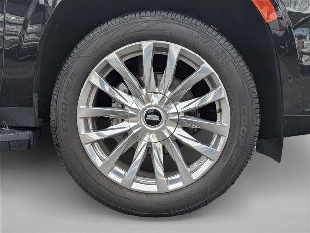 Used 2022 Cadillac Escalade Premium Luxury image 27