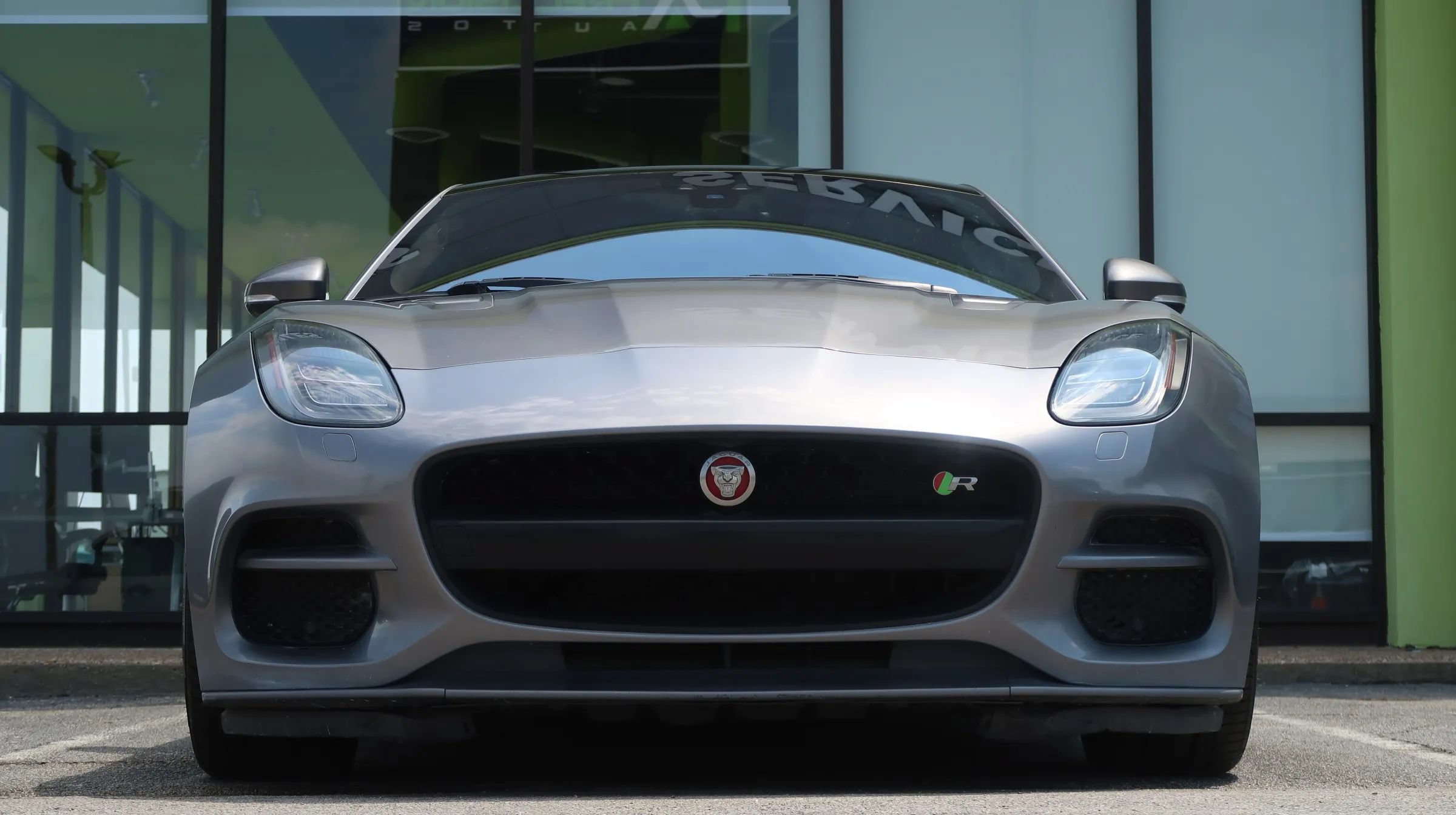 Used 2020 Jaguar F-TYPE R AWD/4WD image 3