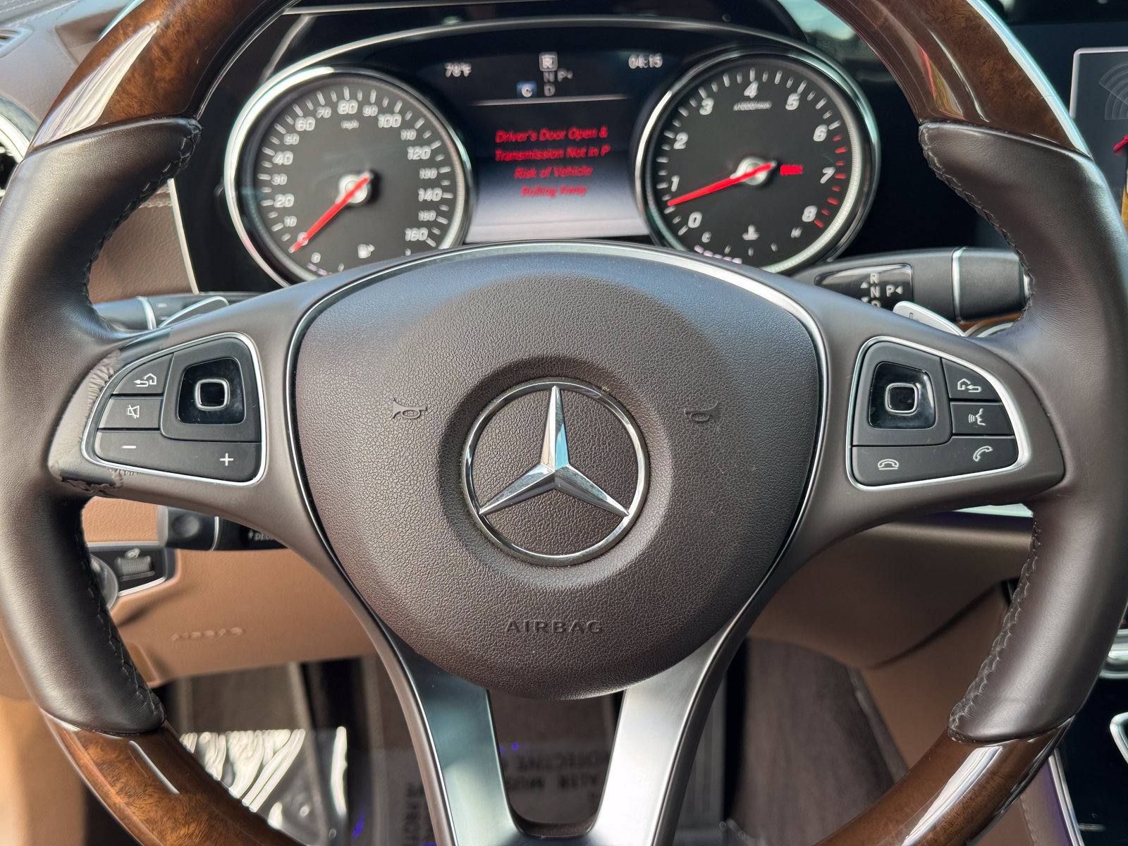 Used 2017 Mercedes-Benz E 300 image 24