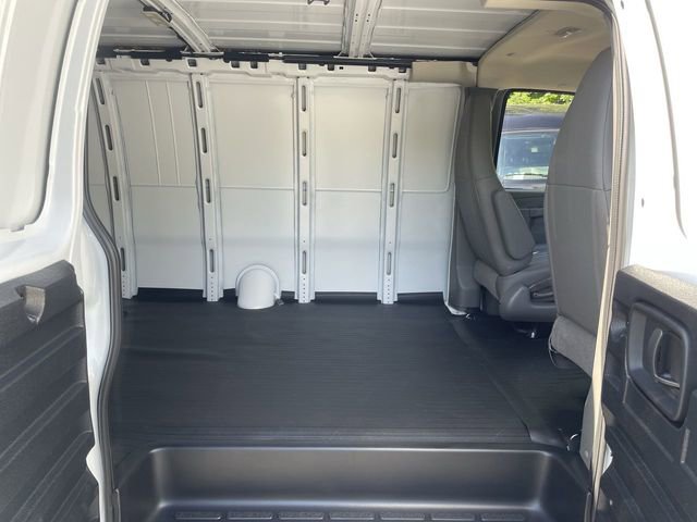 New 2026 Chevrolet Express 3500 Extended w/ Driver Convenience Package RWD image 26