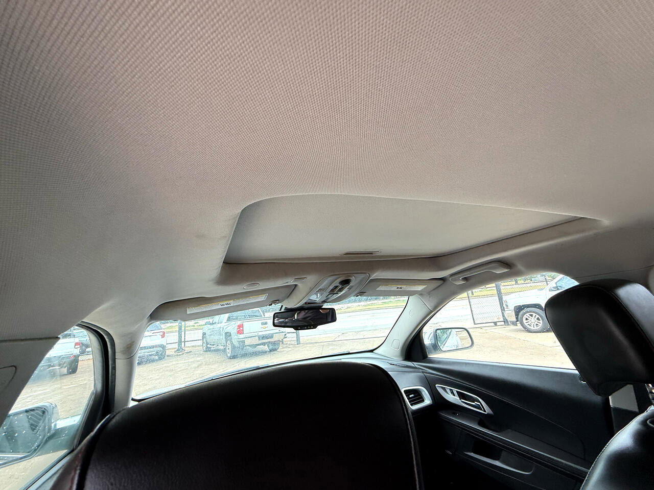 Used 2016 Chevrolet Equinox LTZ w/ Enhanced Convenience Package image 9