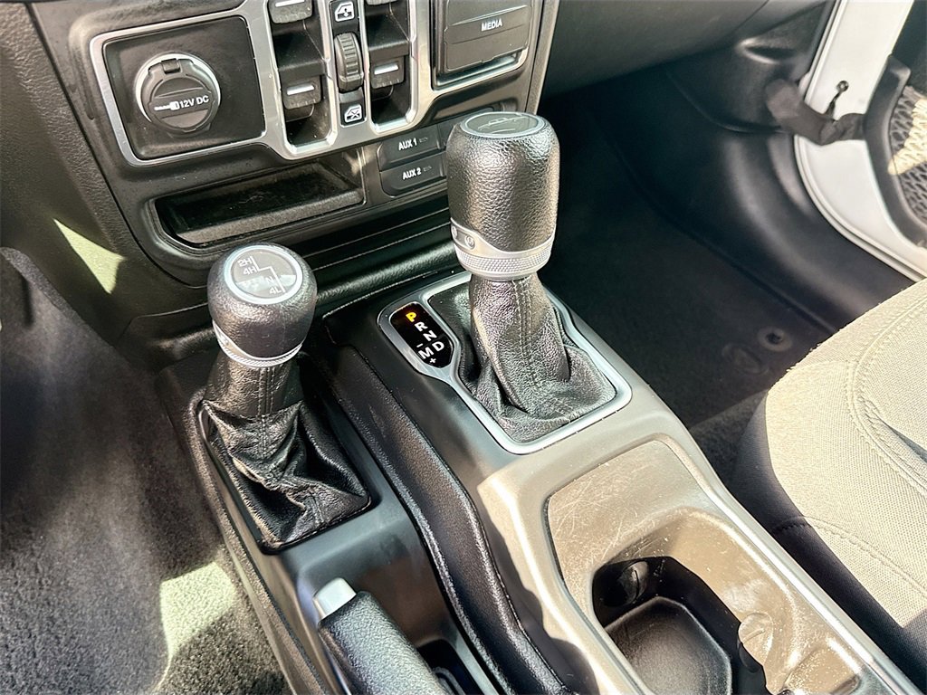 Used 2020 Jeep Gladiator Sport w/ Quick Order Package 24S image 17