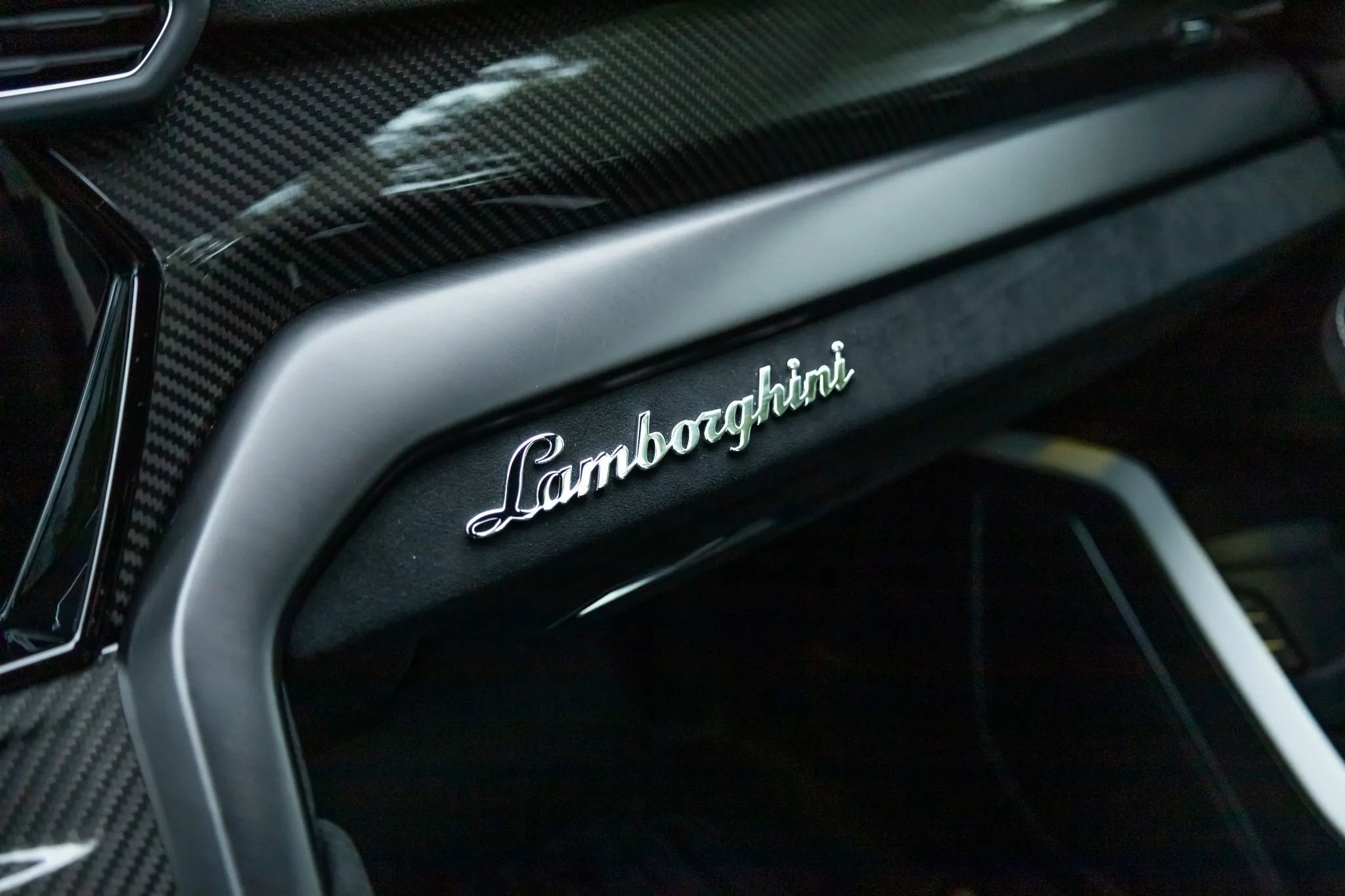 Used 2024 Lamborghini Urus Performante AWD/4WD image 66