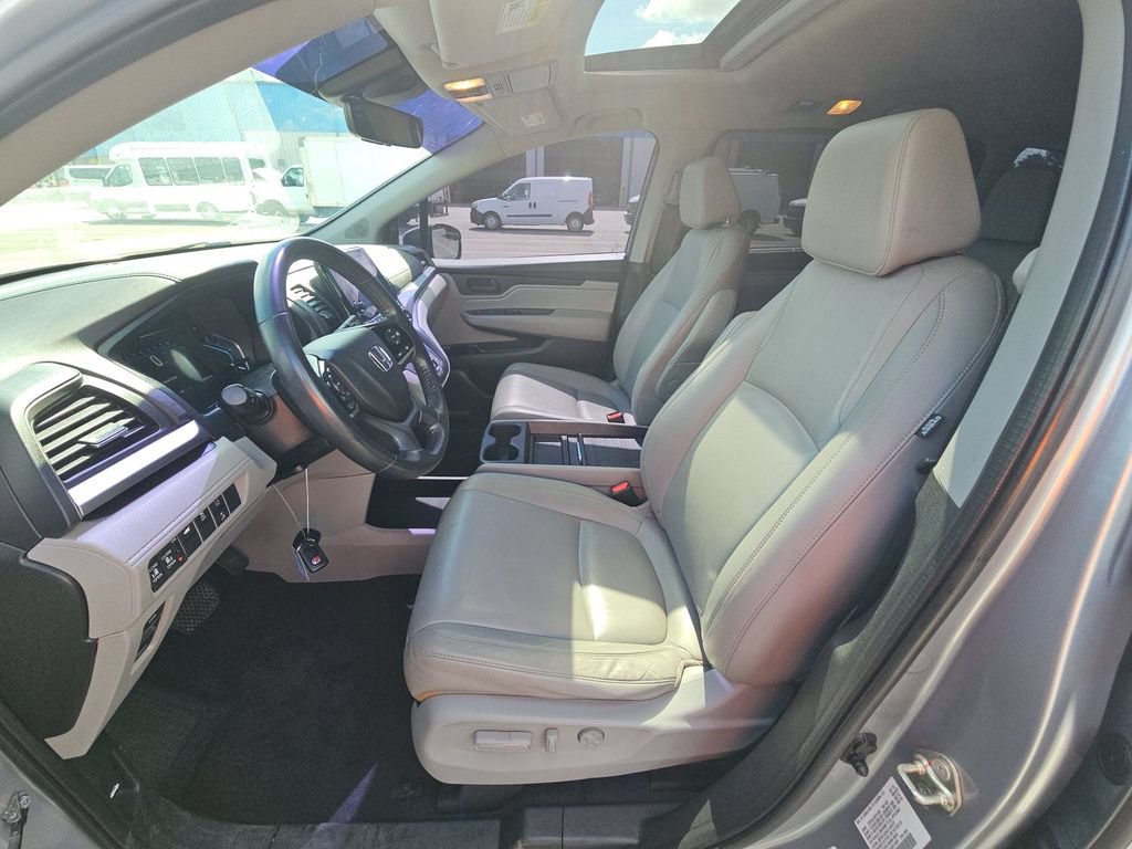 Used 2019 Honda Odyssey EX-L image 3