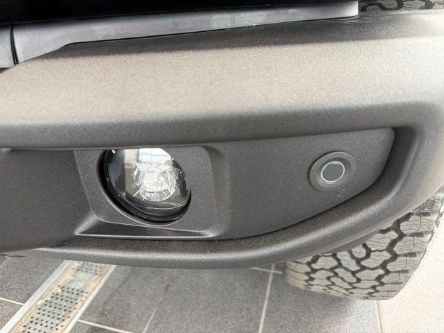 New 2026 Ford Bronco Outer Banks w/ Sasquatch Package AWD/4WD image 4