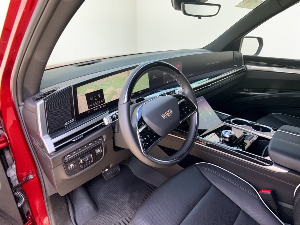 Used 2025 Cadillac Escalade Sport w/ Touring Package AWD/4WD image 4