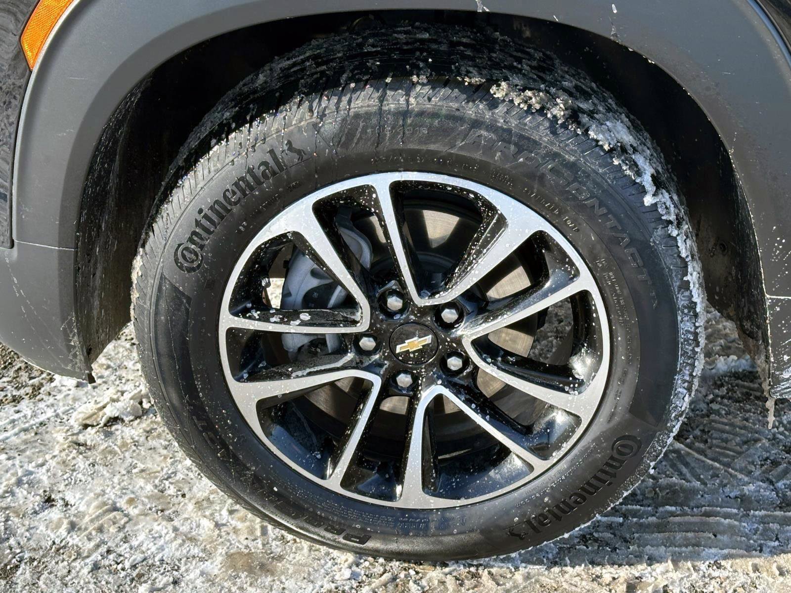 Certified 2024 Chevrolet TrailBlazer LT w/ LT Cold Weather Package image 8