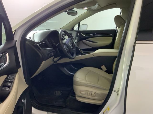 Used 2018 Buick Enclave Essence image 17