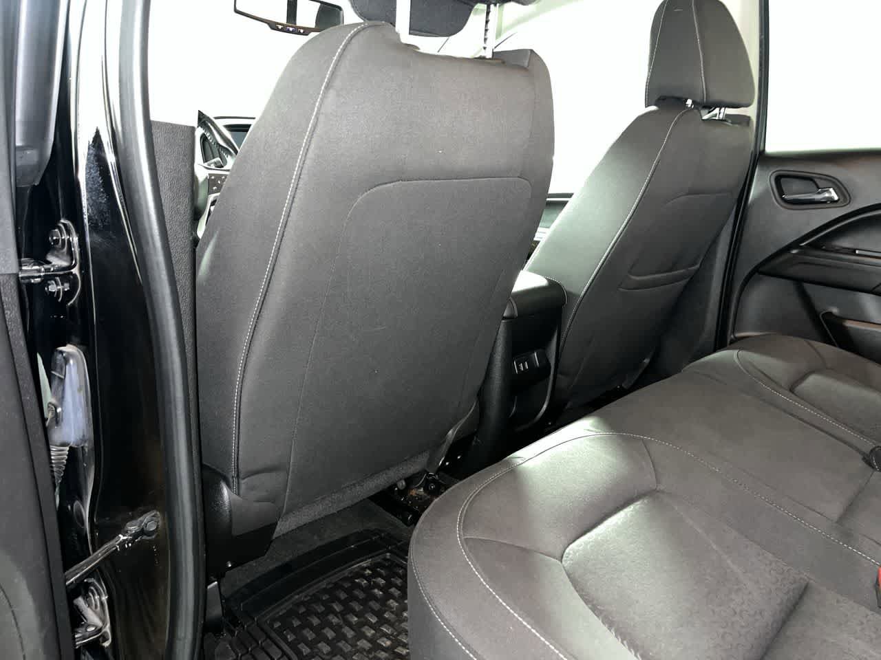 Used 2016 GMC Canyon SLE w/ SLE Convenience Package AWD/4WD image 24