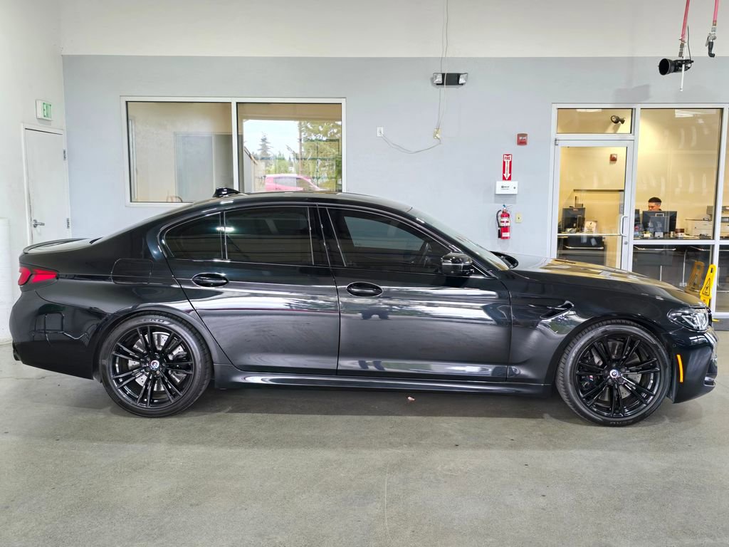 Used 2023 BMW M5 w/ Competition Package image 4