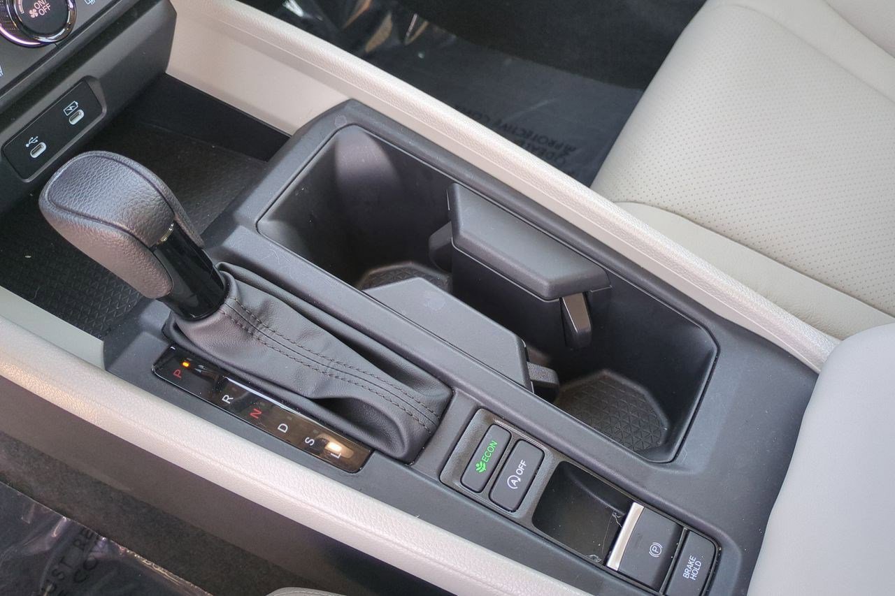 Certified 2024 Honda Accord EX image 18
