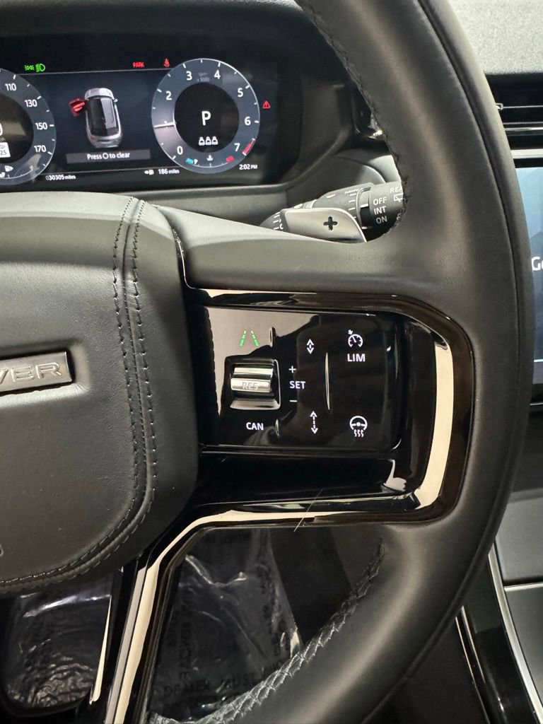 Used 2024 Land Rover Range Rover Velar Dynamic SE AWD/4WD image 19