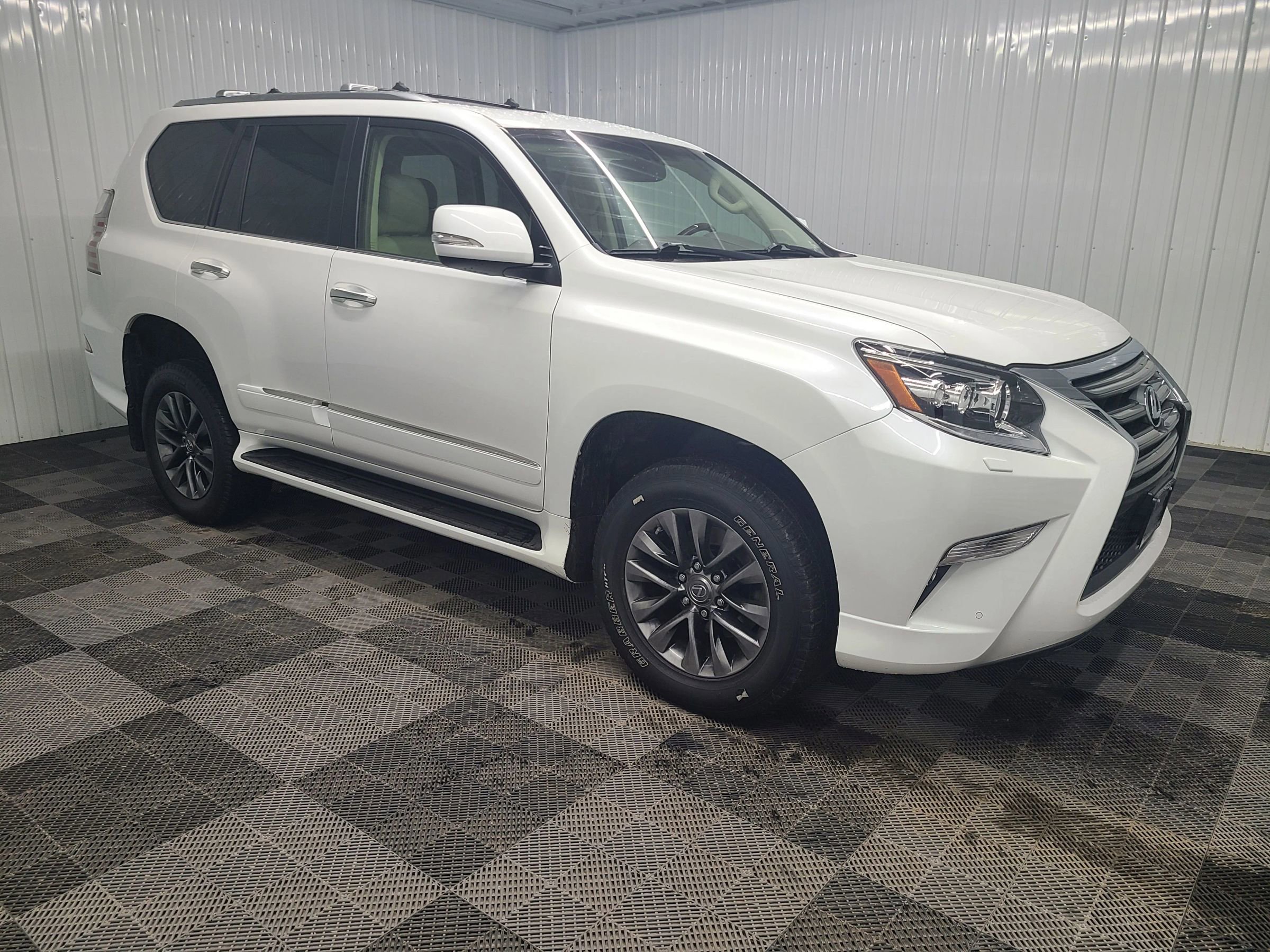 Used 2014 Lexus GX 460 Luxury image 13