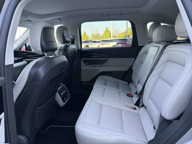New 2026 Lincoln Nautilus Premier w/ Equipment Group 102A AWD/4WD image 16