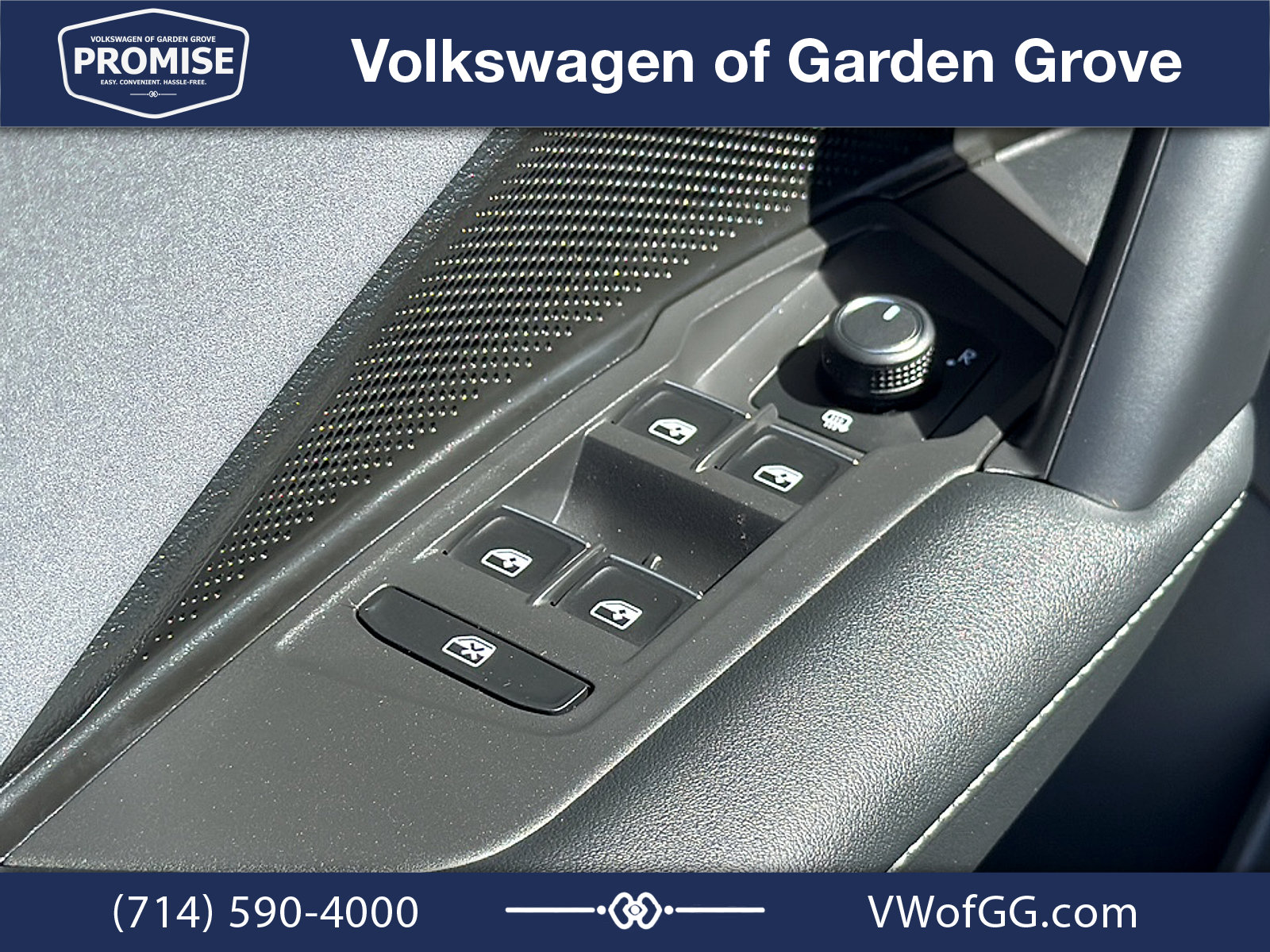 New 2026 Volkswagen Tiguan SE FWD image 12
