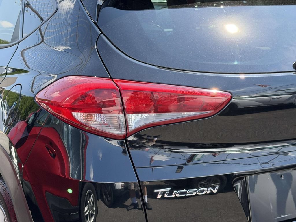 Used 2018 Hyundai Tucson SE AWD/4WD image 11