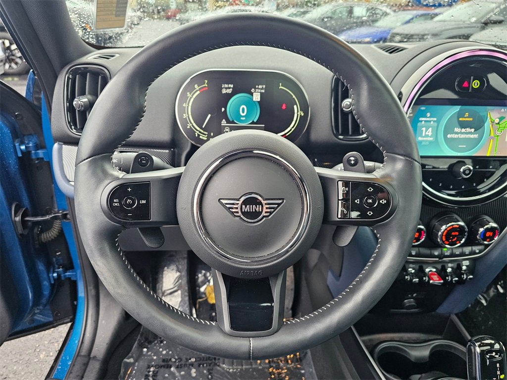 Used 2022 MINI Cooper Countryman S w/ Premium Package image 25