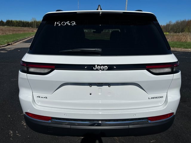New 2025 Jeep Grand Cherokee Laredo X w/ Luxury Tech Group I image 4