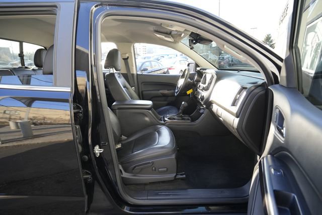 Used 2016 GMC Canyon SLT w/ Driver Alert Package AWD/4WD image 30