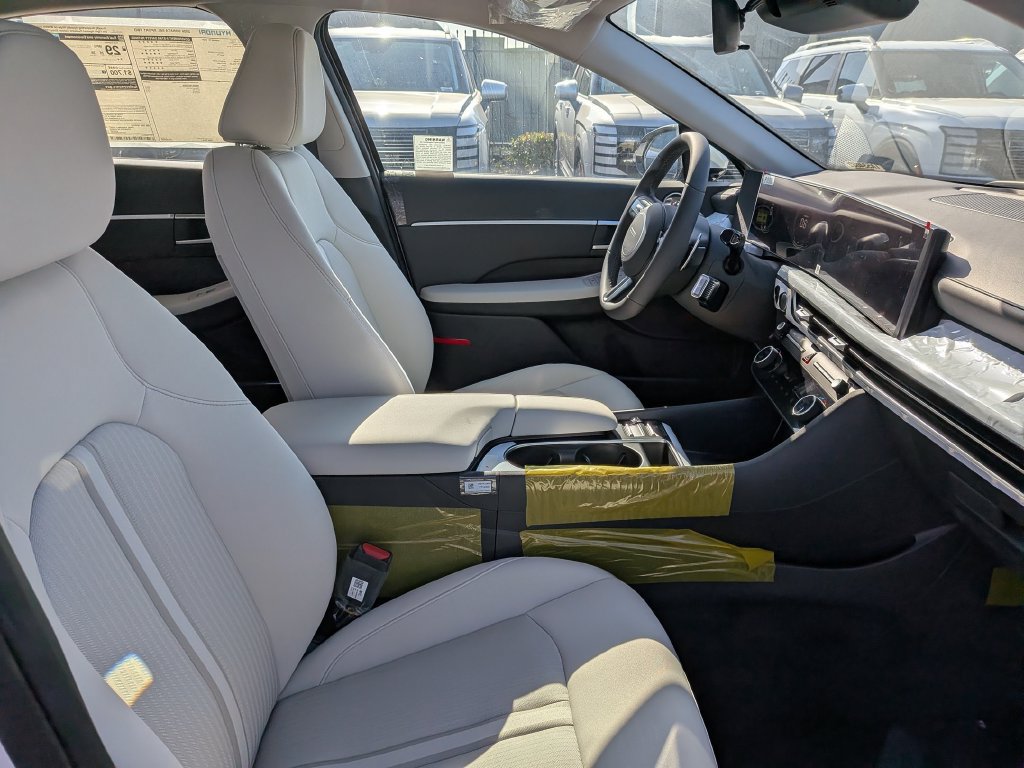 New 2026 Hyundai Sonata SEL FWD image 29