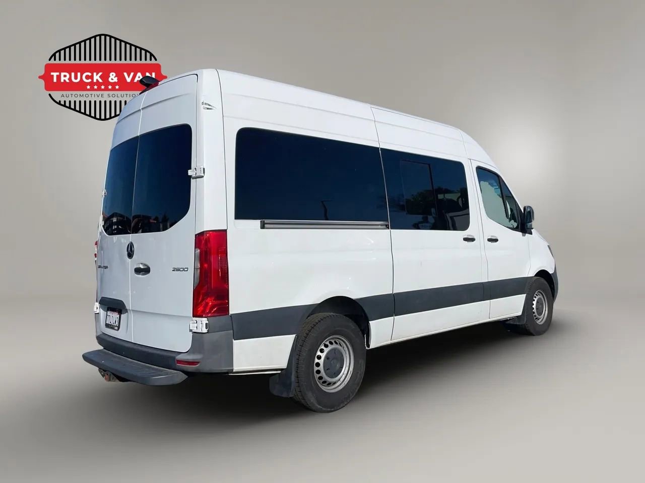 Used 2023 Mercedes-Benz Sprinter 2500 image 5