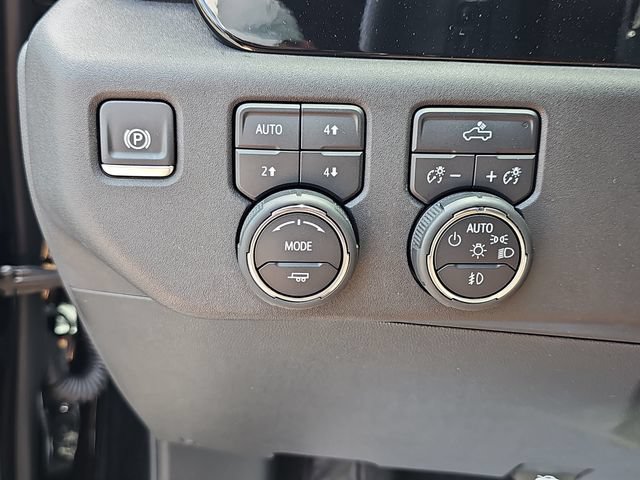 Used 2024 Chevrolet Silverado 1500 RST w/ Z71 Off-Road Package AWD/4WD image 29