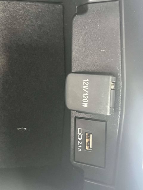 Used 2021 Toyota Corolla LE FWD image 33