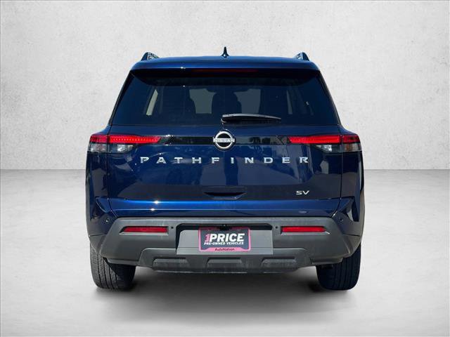 Used 2024 Nissan Pathfinder SV image 6