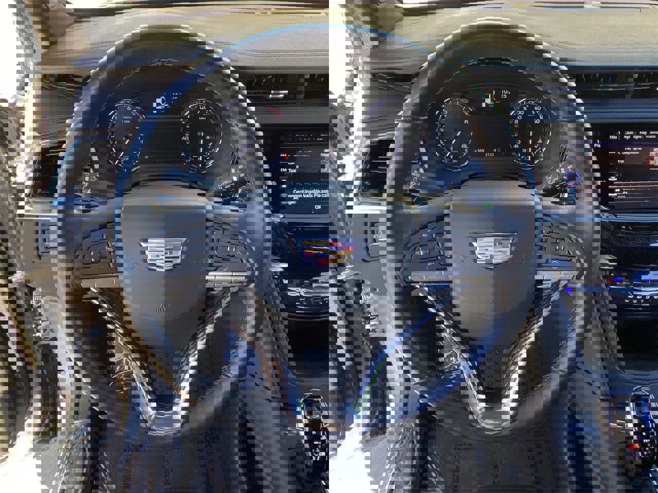 Certified 2025 Cadillac XT6 Premium Luxury image 24