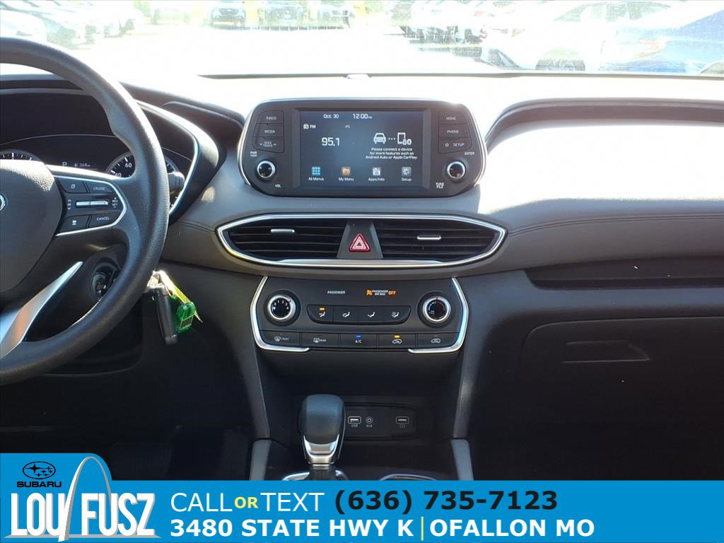 Used 2019 Hyundai Santa Fe SE image 10