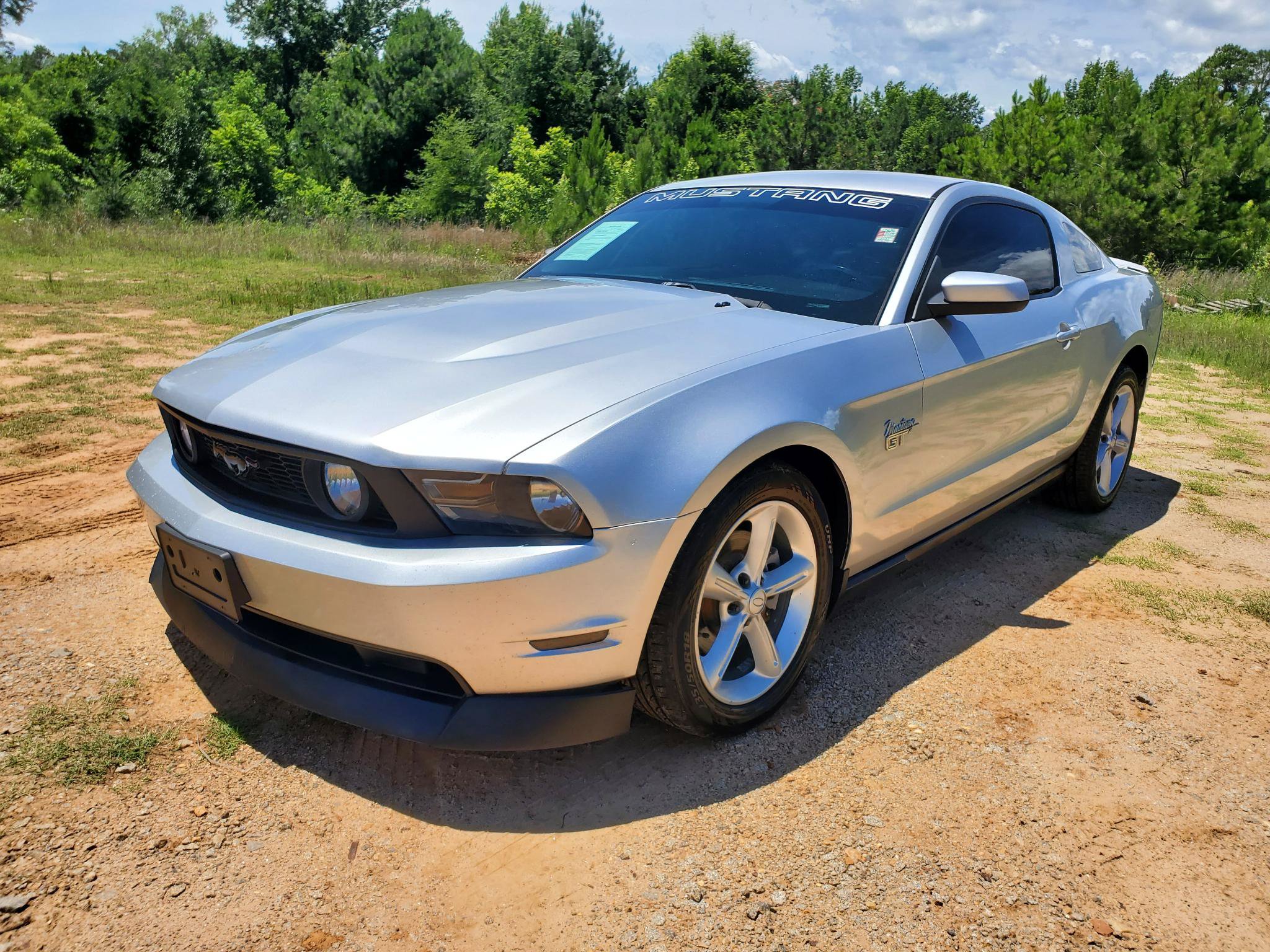 Used 2010 Ford Mustang GT Premium RWD image 17
