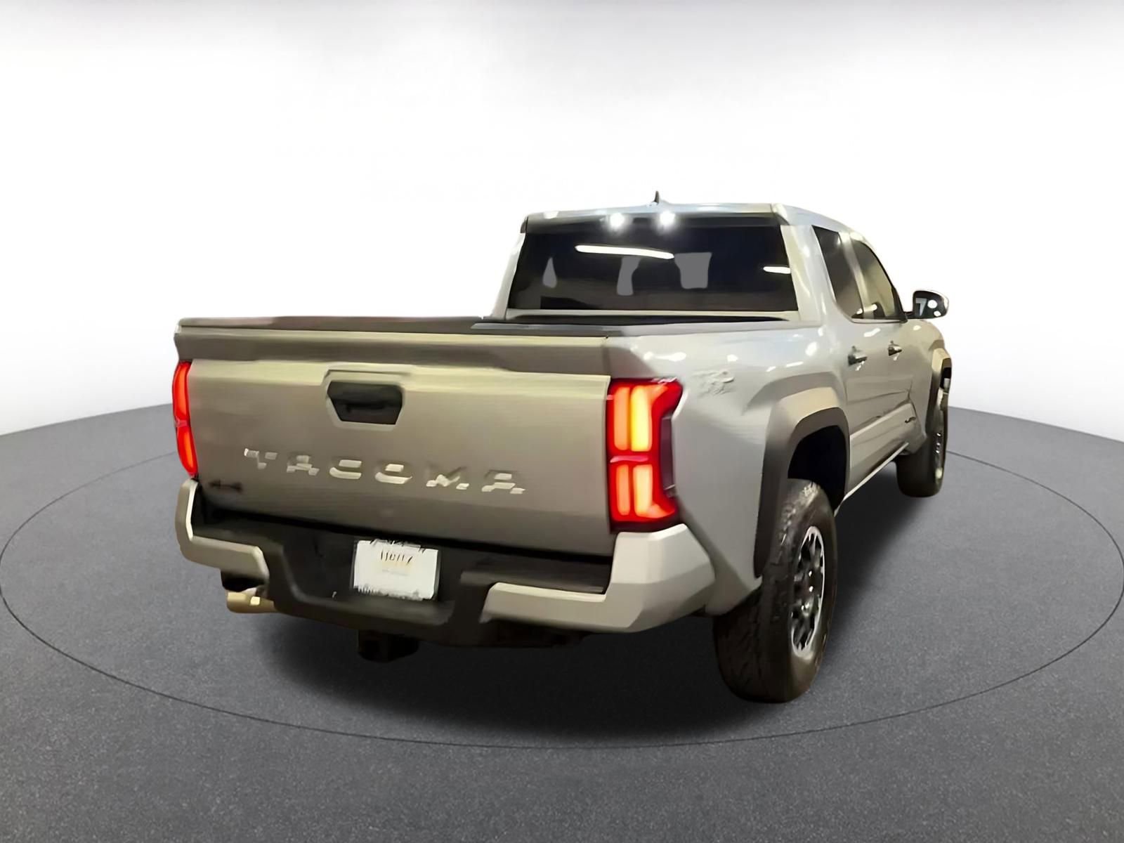 Used 2025 Toyota Tacoma TRD Off-Road image 14