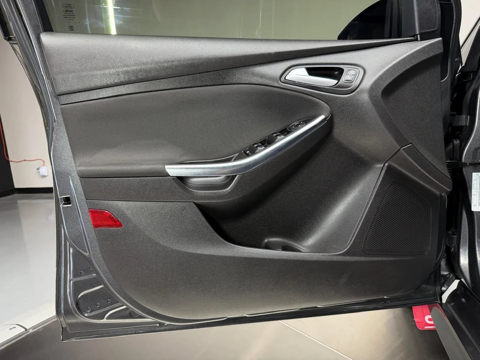 Used 2018 Ford Focus ST FWD image 23