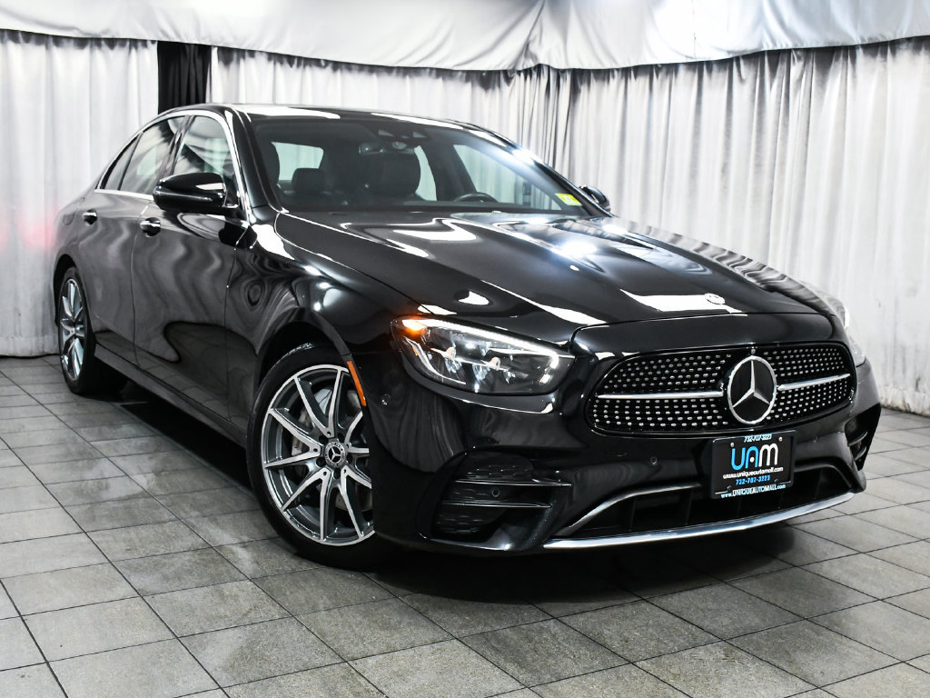 Used 2021 Mercedes-Benz E 350 4MATIC Sedan image 3