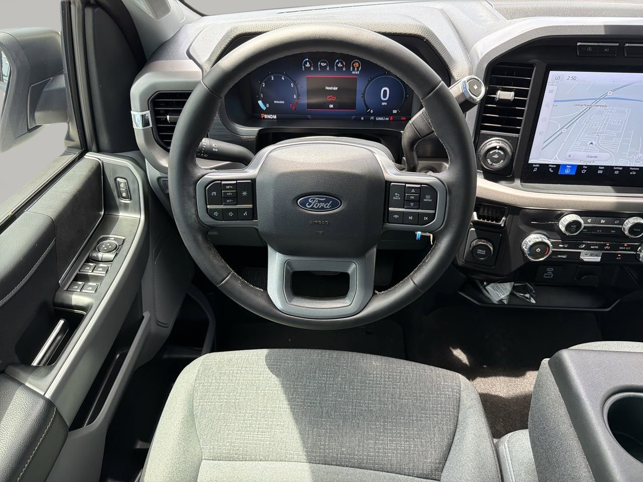 Used 2024 Ford F150 XLT RWD image 12