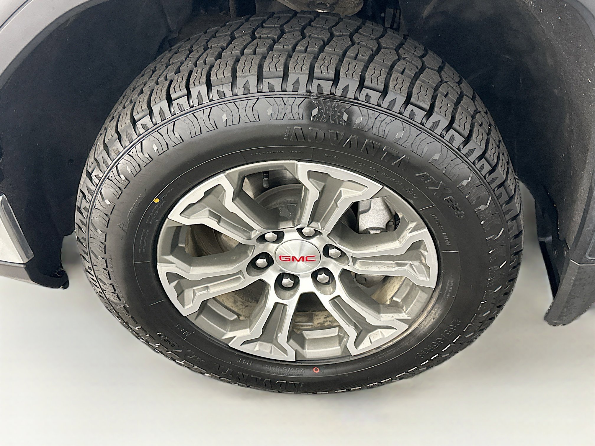 Used 2025 GMC Sierra 1500 SLT image 11