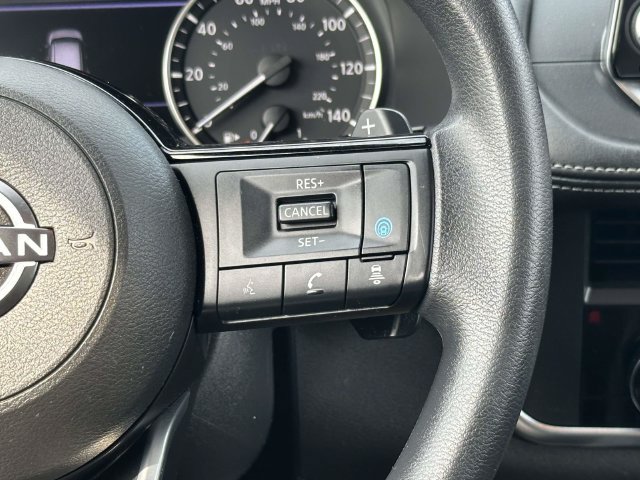 Used 2023 Nissan Rogue SV AWD/4WD image 25