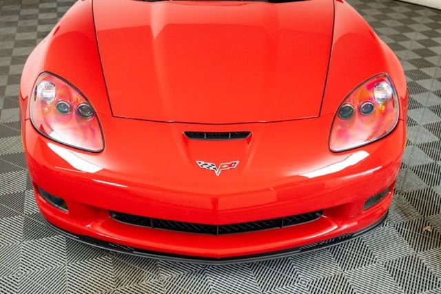 Used 2006 Chevrolet Corvette Z06 w/ Preferred Equipment Group RWD image 17