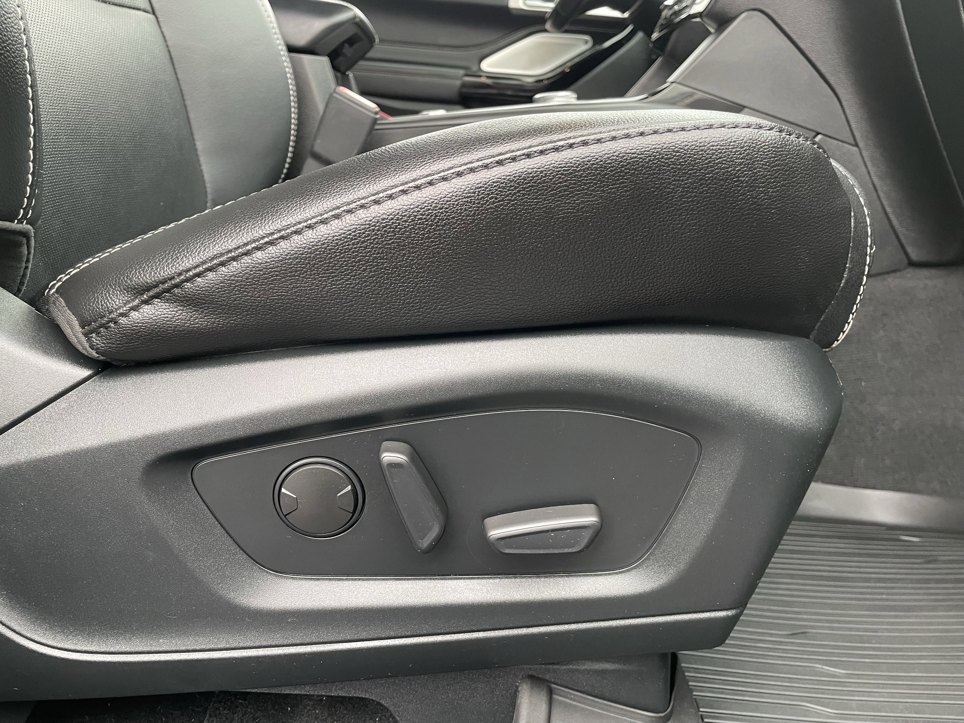 Certified 2022 Ford Explorer ST w/ Equipment Group 401A image 36