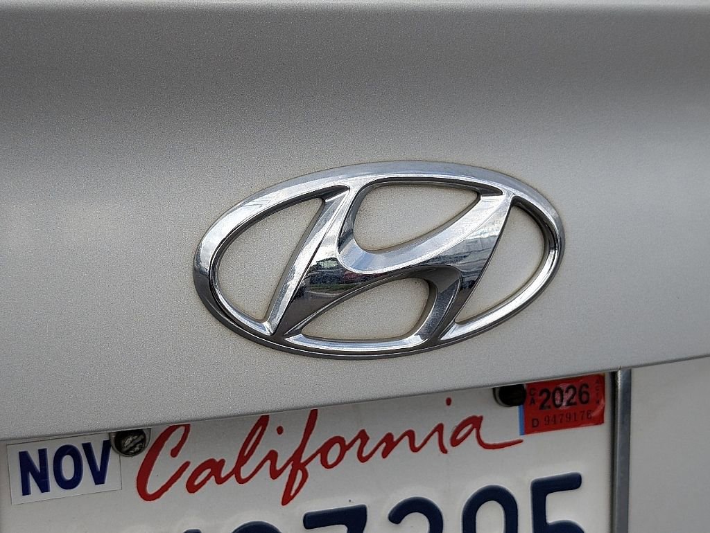 Used 2015 Hyundai Sonata SE w/ Option Group 09 FWD image 14