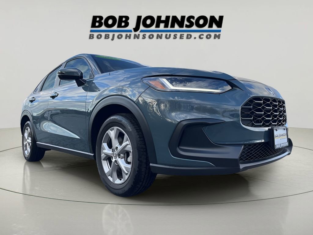 Used 2025 Honda HR-V LX image 1