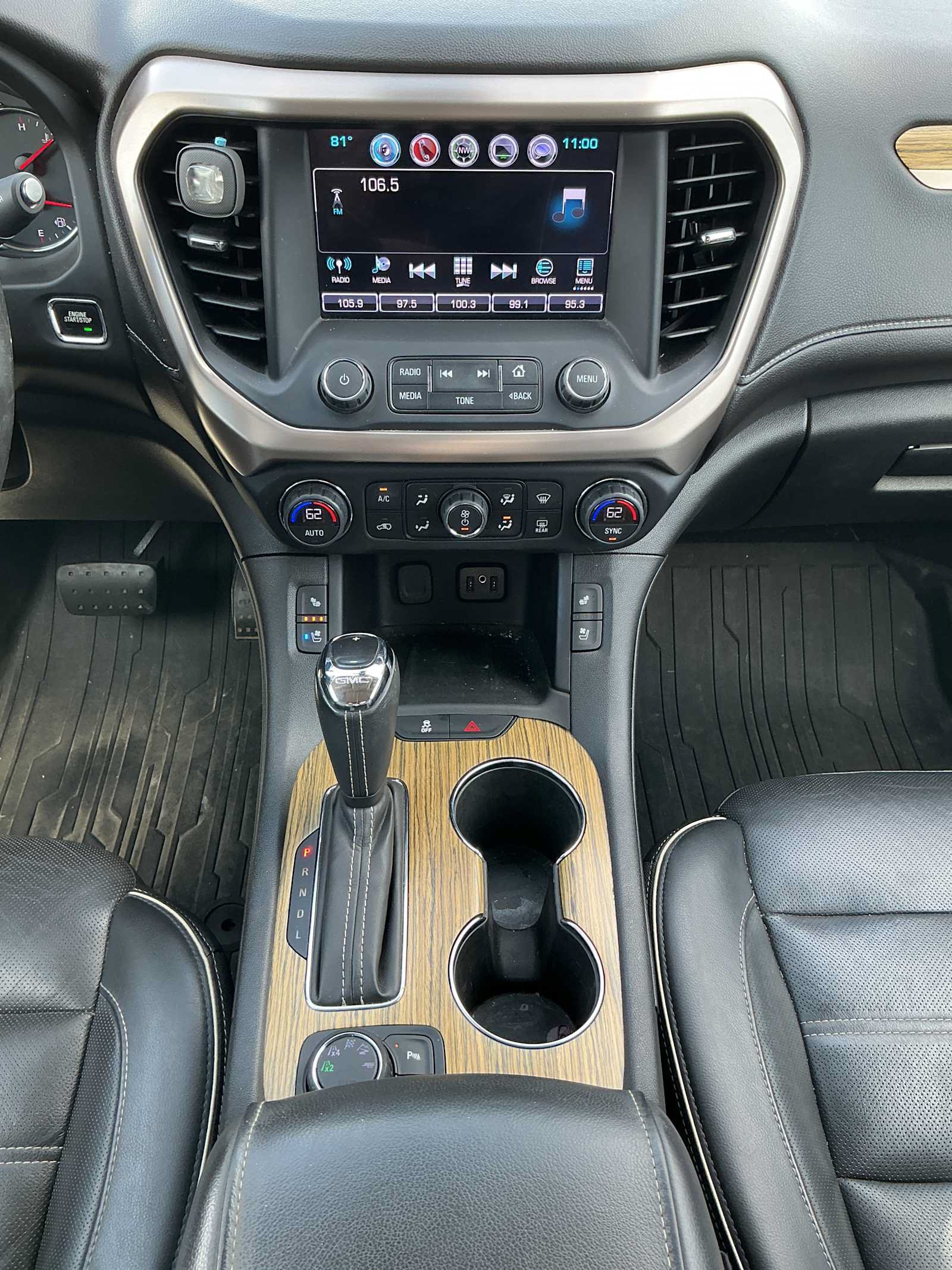 Used 2018 GMC Acadia Denali w/ Technology Package AWD/4WD image 15