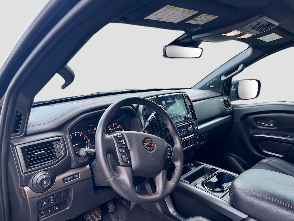 Used 2024 Nissan Titan PRO-4X w/ Pro-4x Convenience Package AWD/4WD image 9