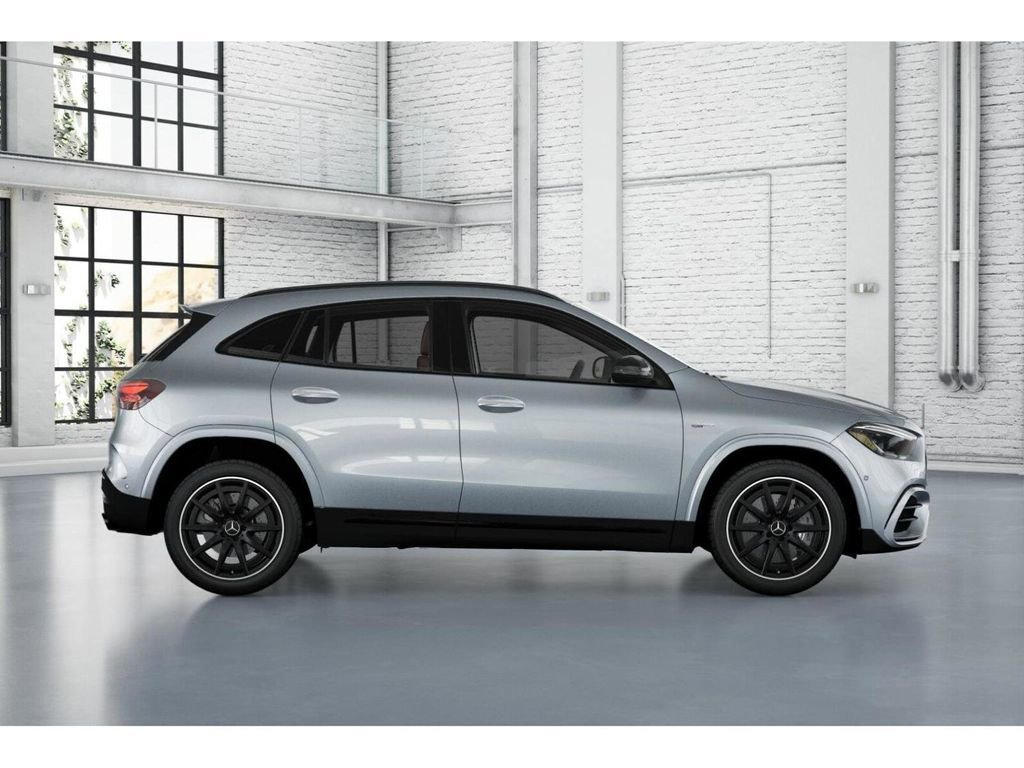 New 2026 Mercedes-Benz GLA 35 AMG 4MATIC image 2