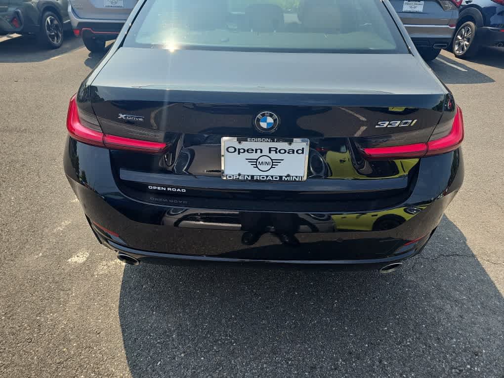 Used 2023 BMW 330i xDrive Sedan w/ Driving Assistance Package AWD/4WD image 6