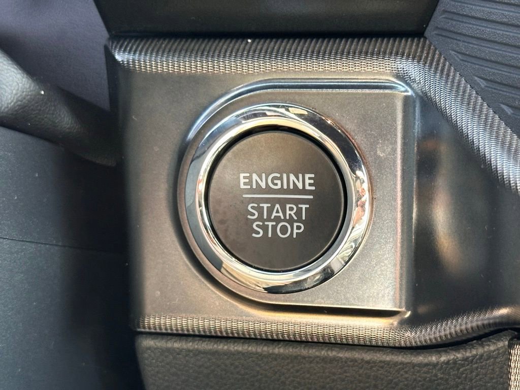 Used 2024 Ford F150 Platinum w/ Equipment Group 702A High image 37