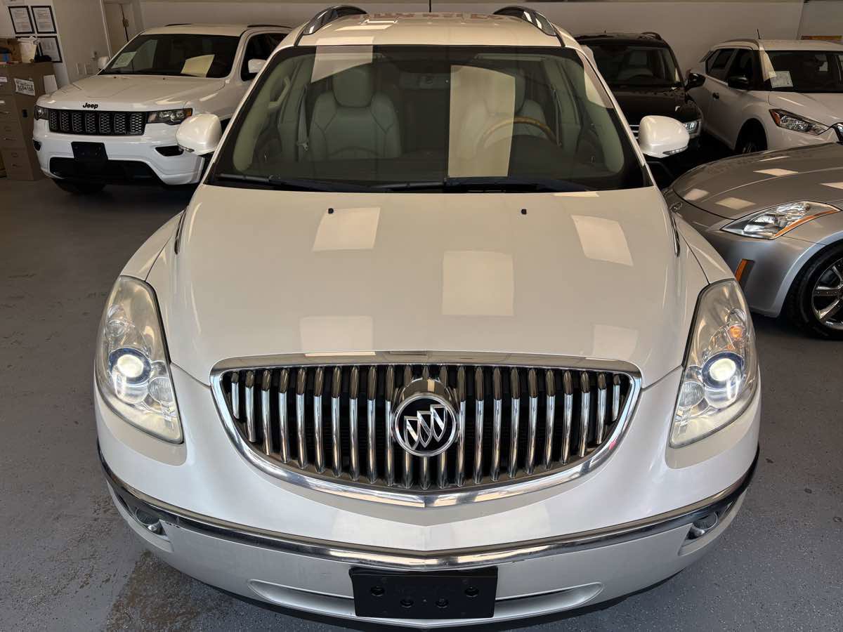 Used 2009 Buick Enclave CXL w/ Driver Confidence Package image 7