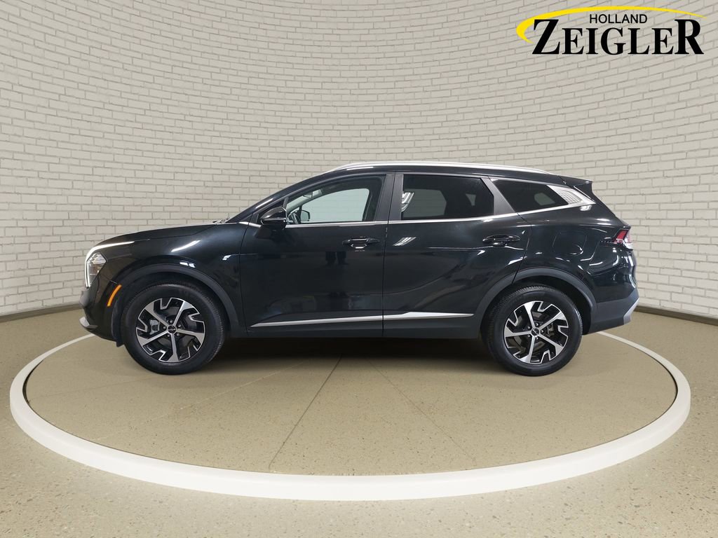 Used 2023 Kia Sportage EX AWD/4WD image 8